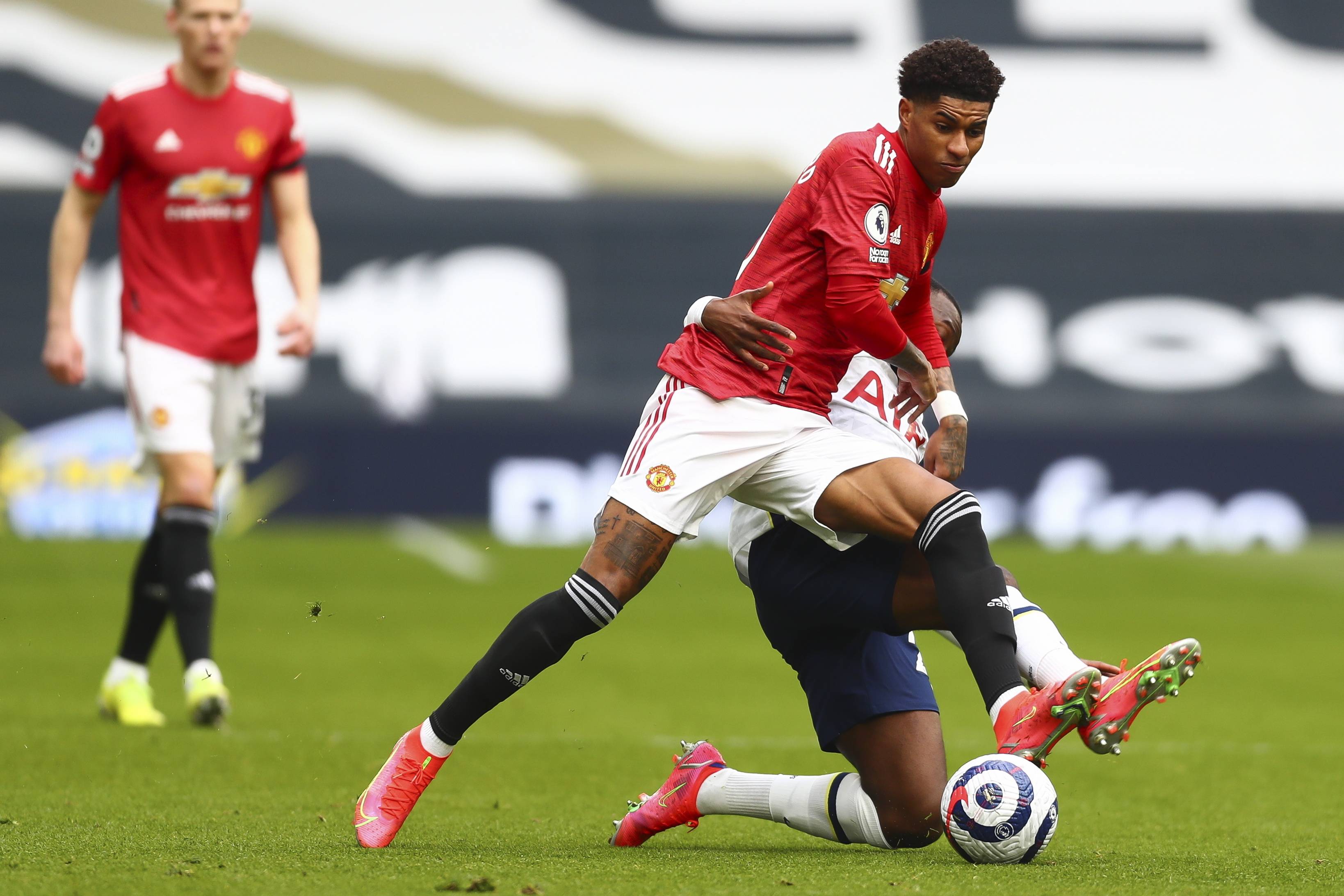 持控球优势 持控球优势