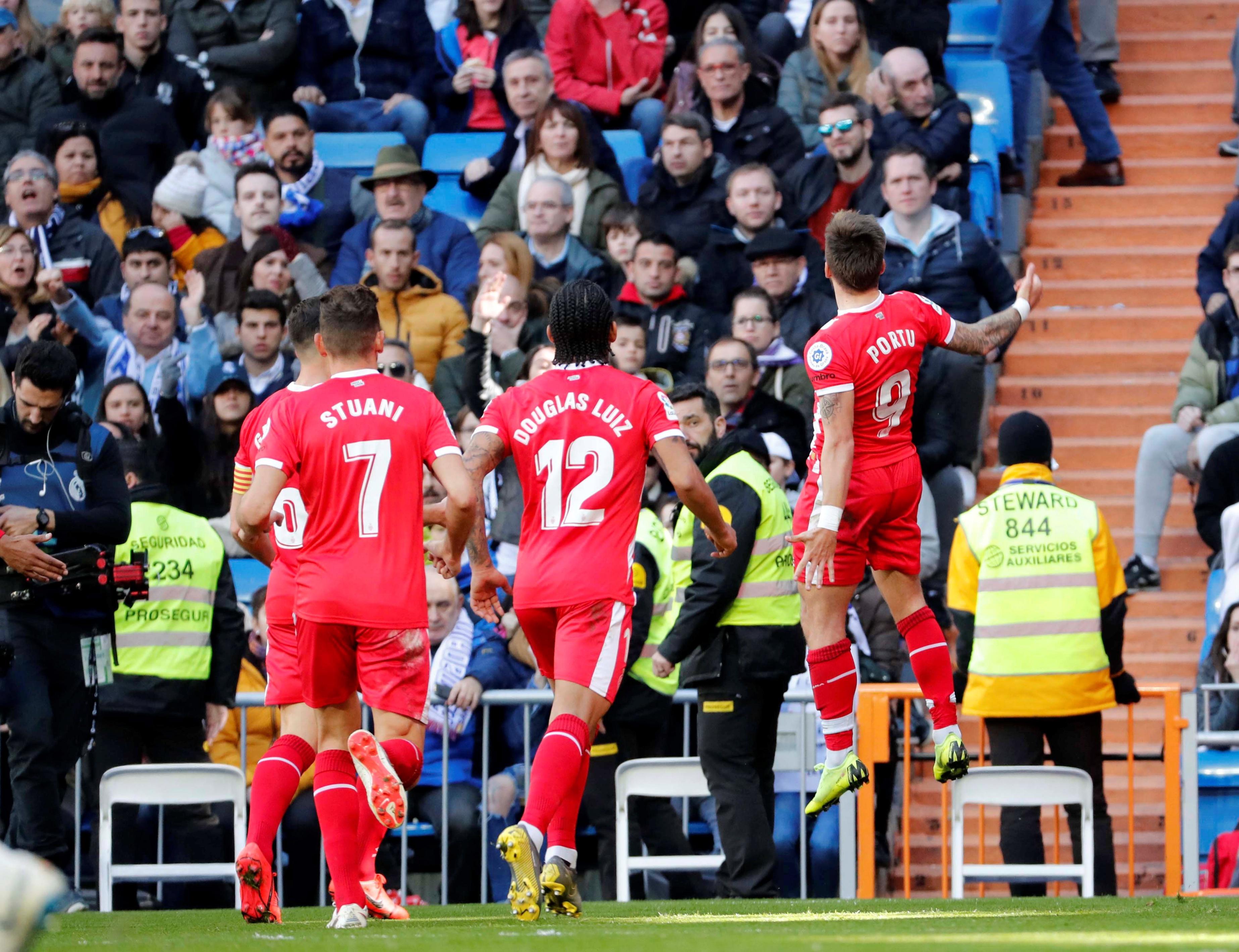 剑指两连冠 剑指两连冠